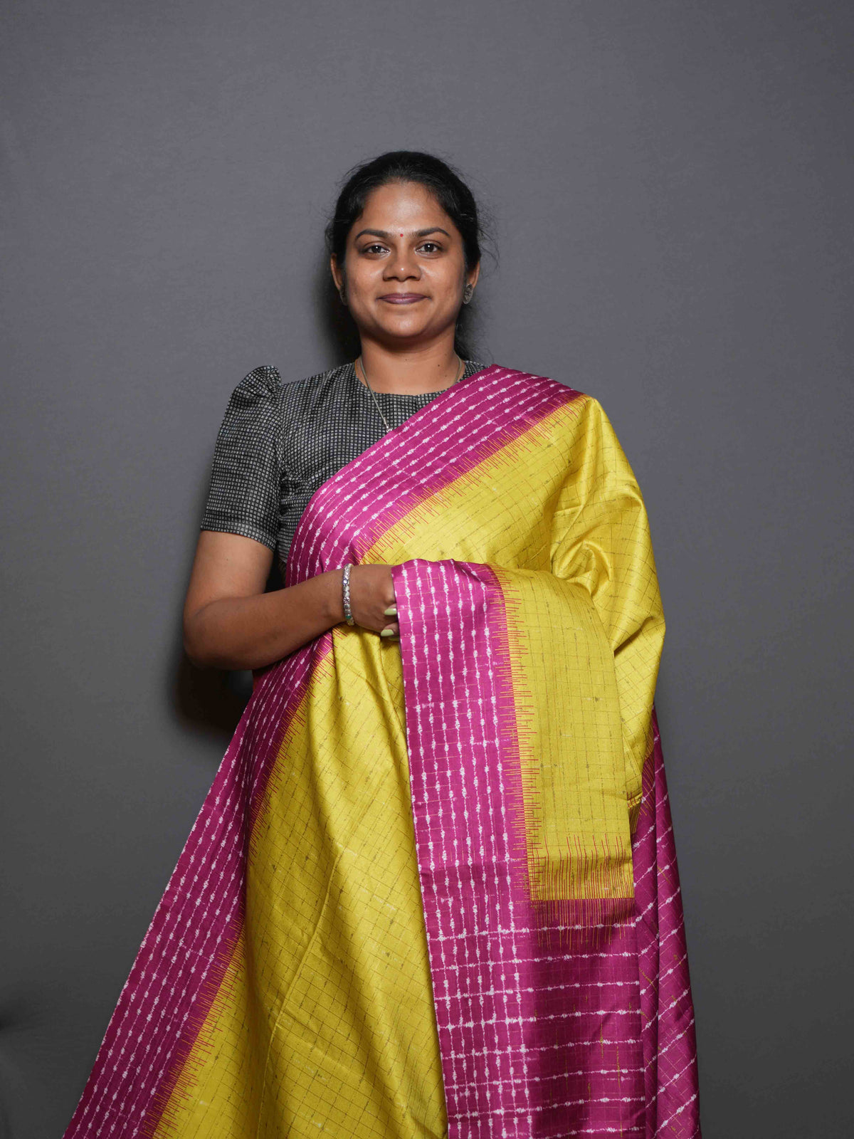 Kadambari Checks Sarees Refined Grid / SKU310 – 4
