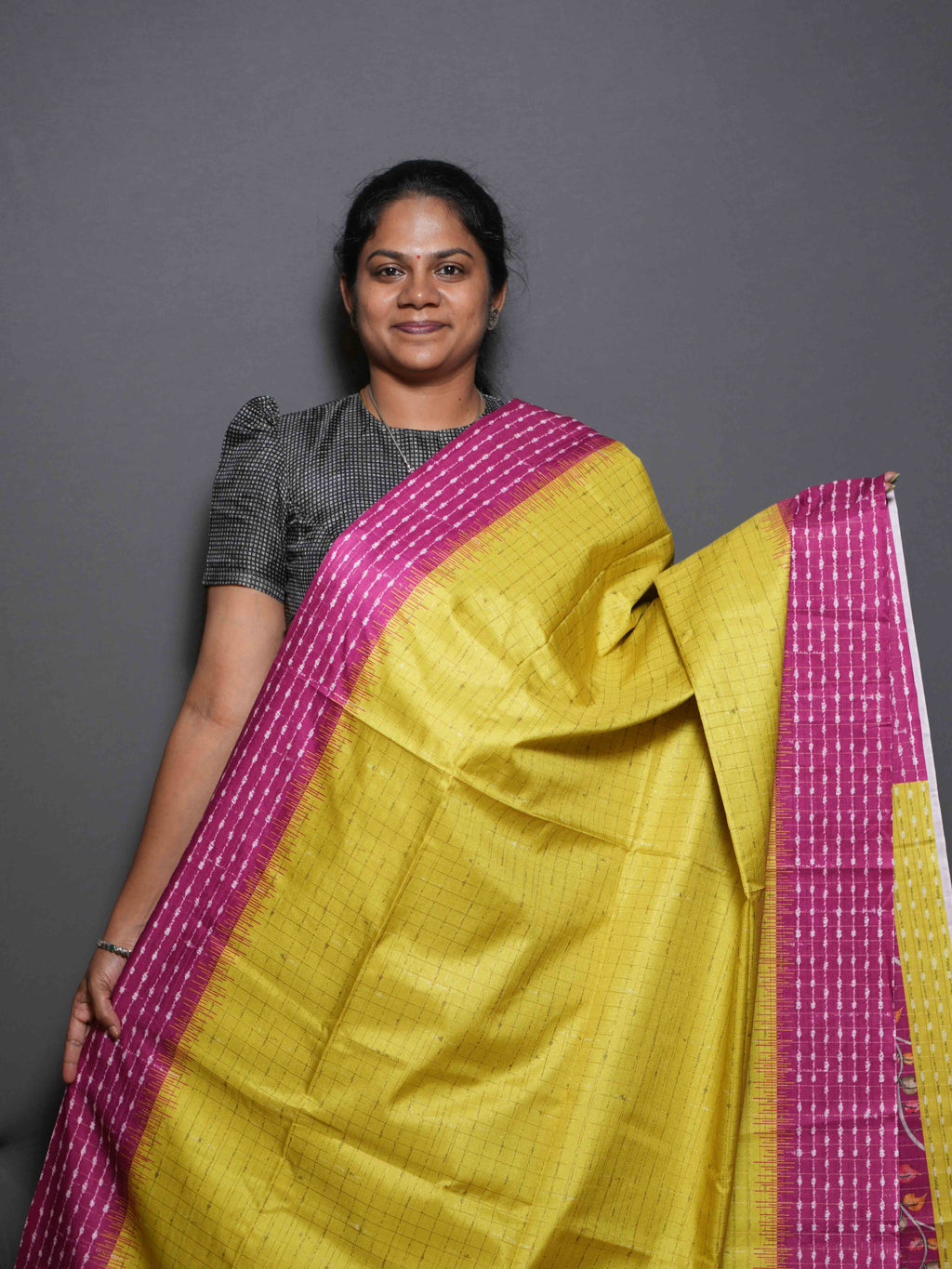 Kadambari Checks Sarees Refined Grid / SKU310 – 4