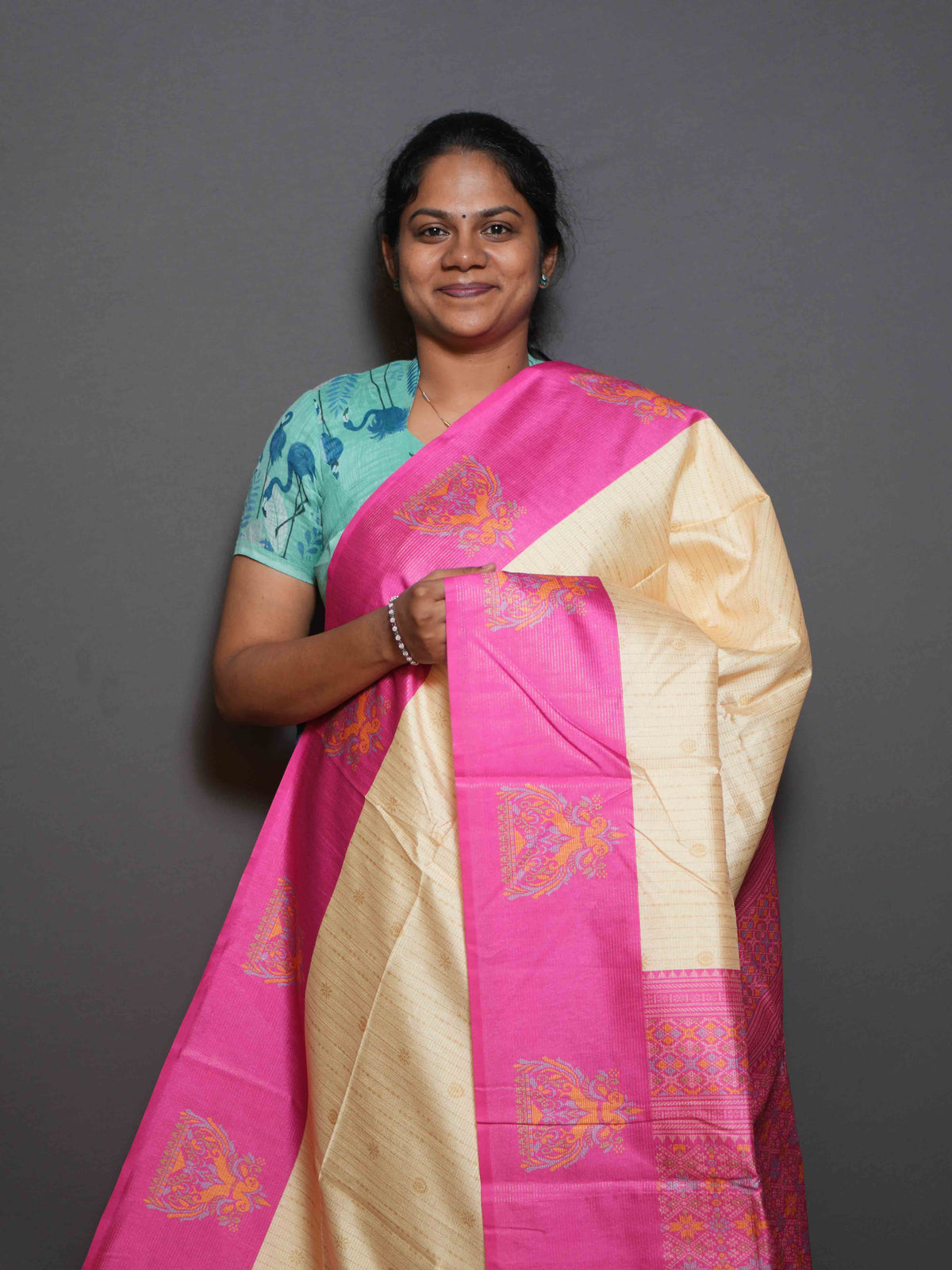 Tissue Bhukara Sarees Graceful Drape / SKU317 – 5