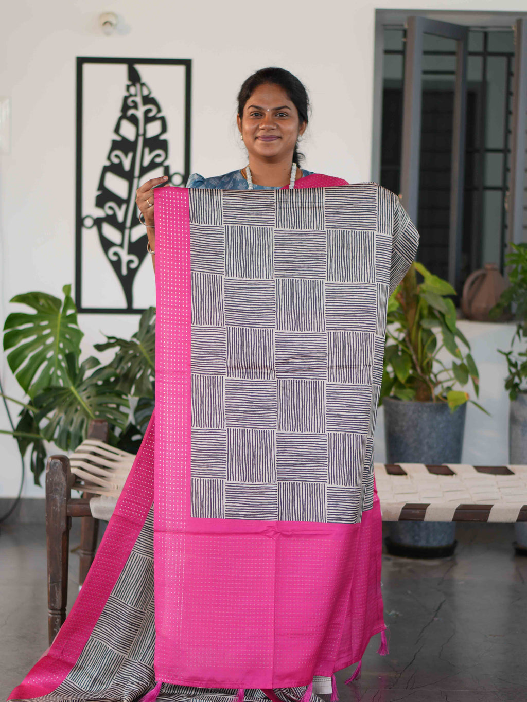 Muga Tussar Sarees Golden Grace / SKU245 – 1