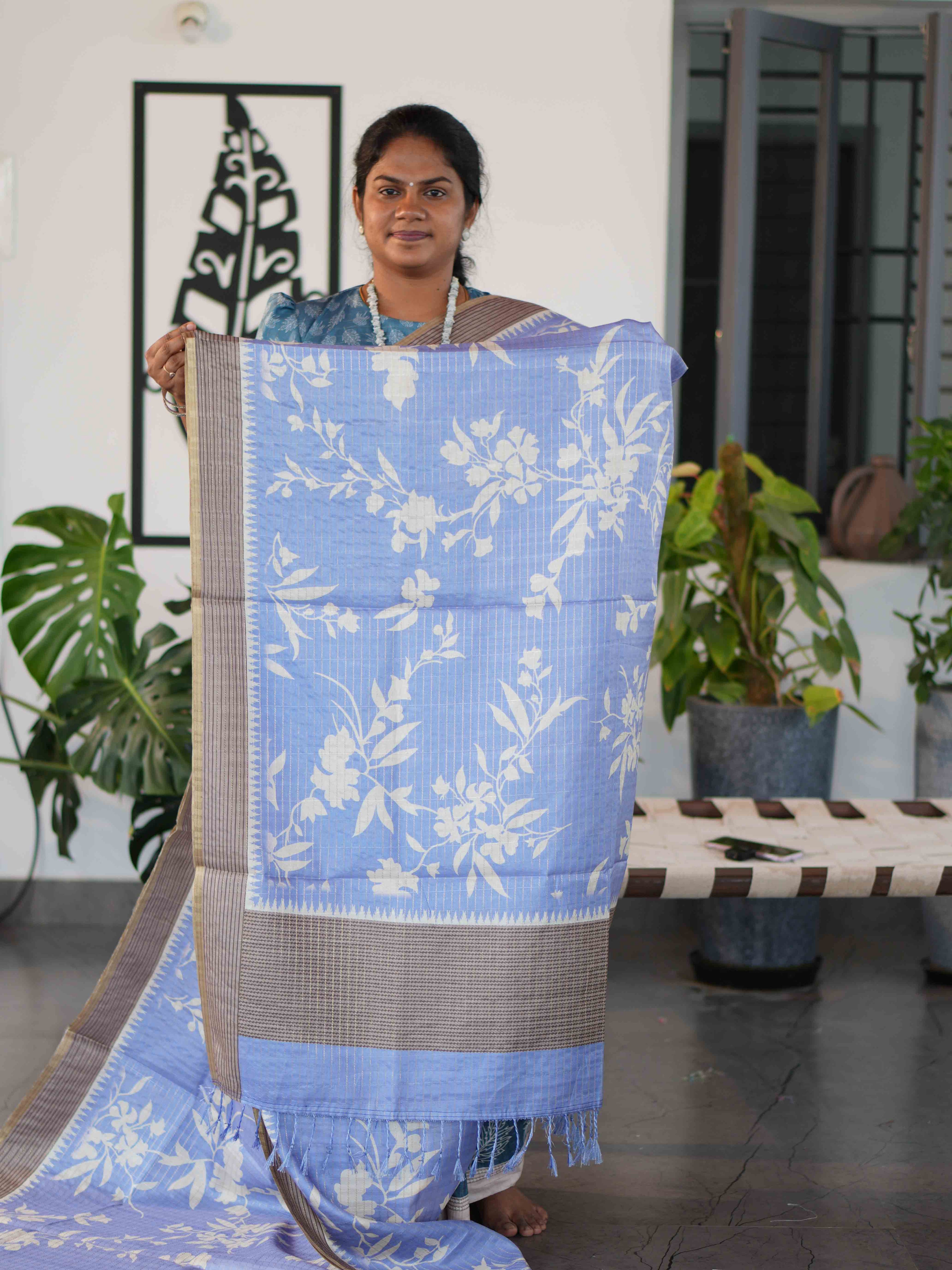 Printed Dola Tussar Sarees Elegant Motifs / SKU240 – 3