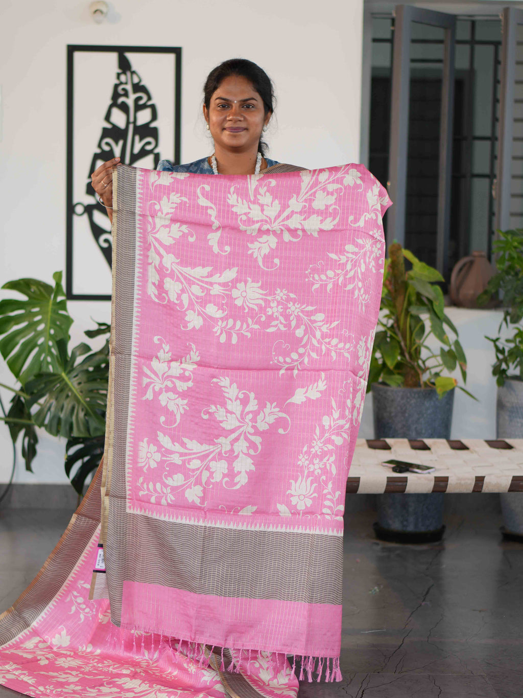Printed Dola Tussar Sarees Modern Elegance / SKU240 – 10
