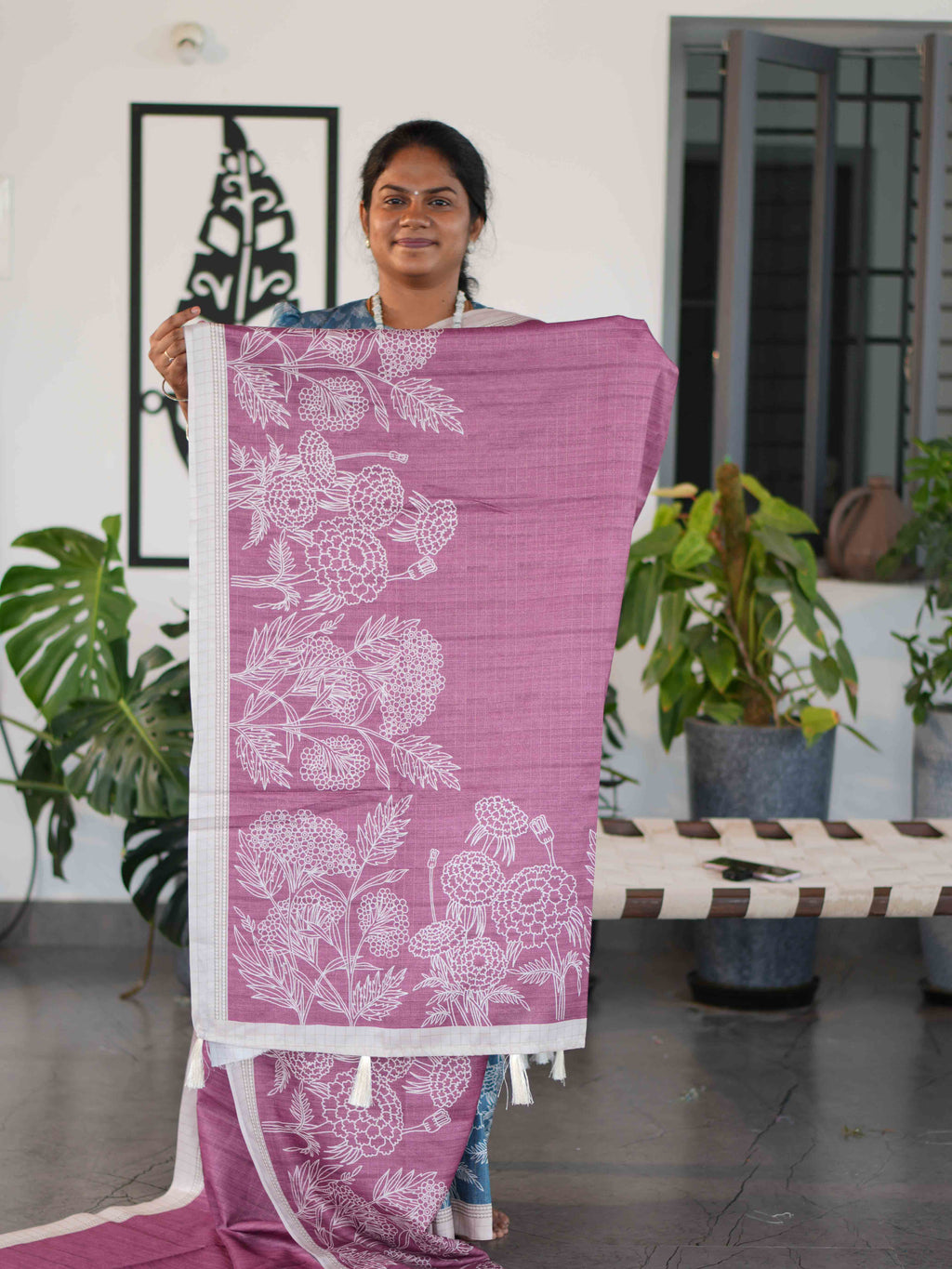 Resham Tussar Sarees Classic Grace / SKU249 – 2