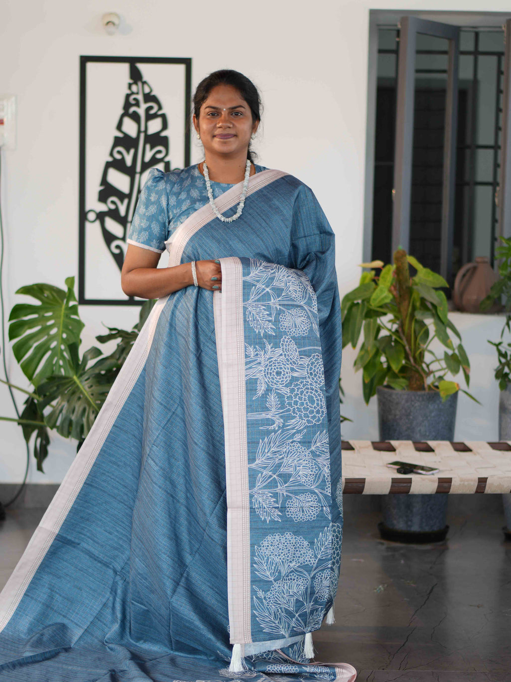 Resham Tussar Sarees Refined Comfort / SKU249 – 5