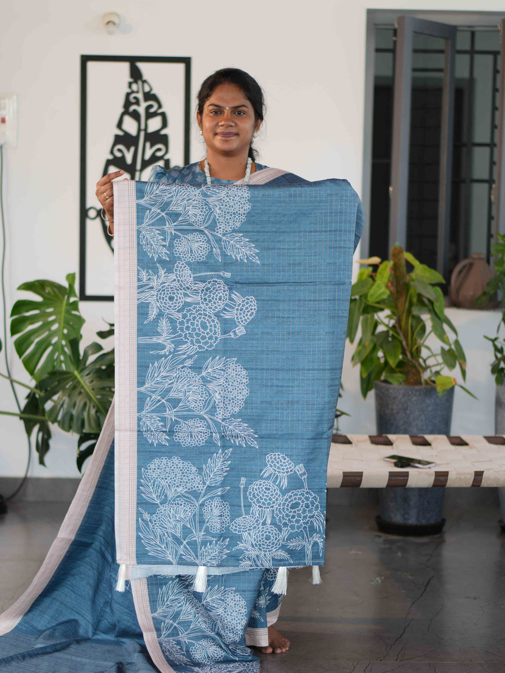 Resham Tussar Sarees Refined Comfort / SKU249 – 5