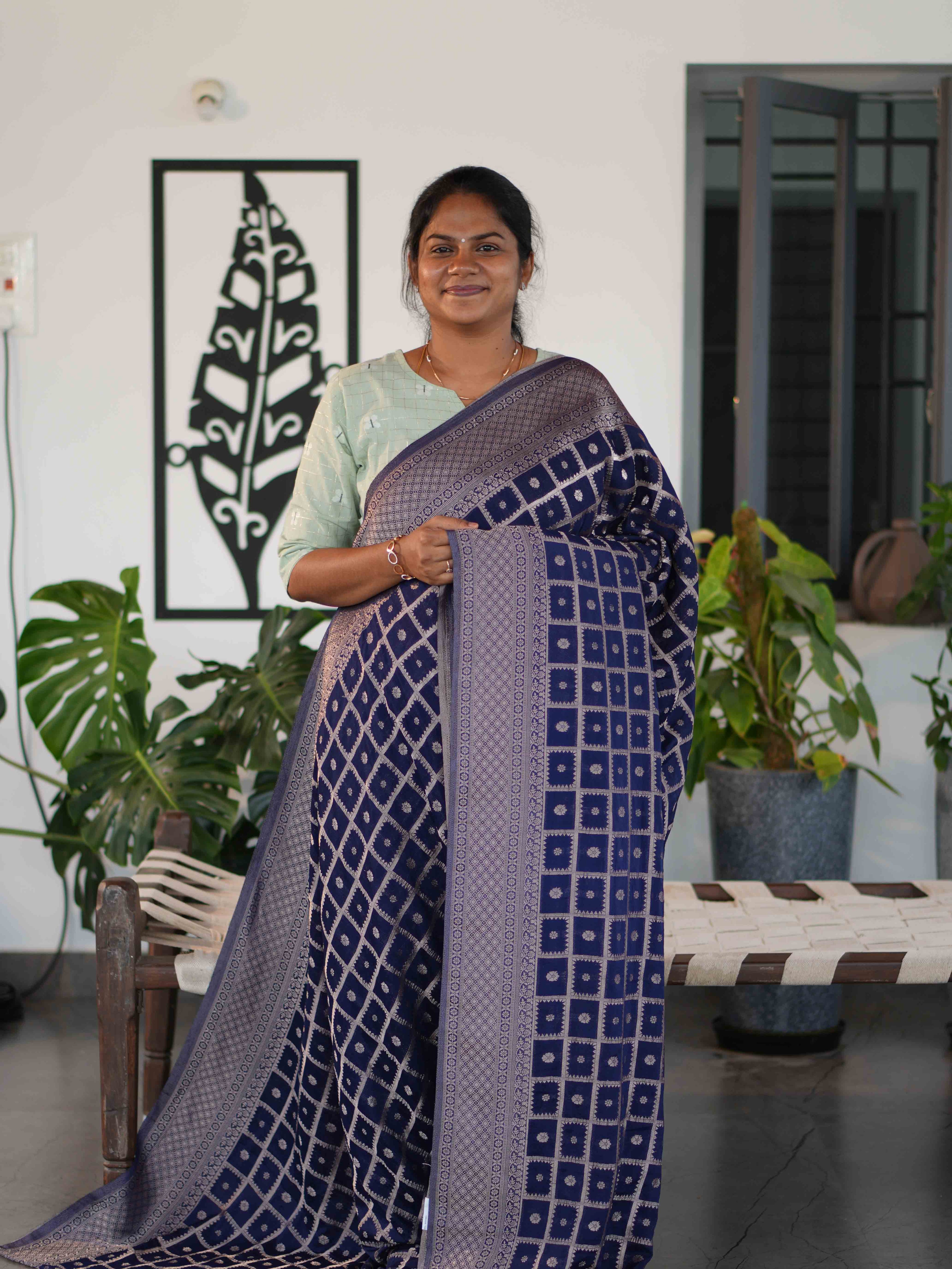 Georgette Sarees Royal Elegance / SKU229 – 3