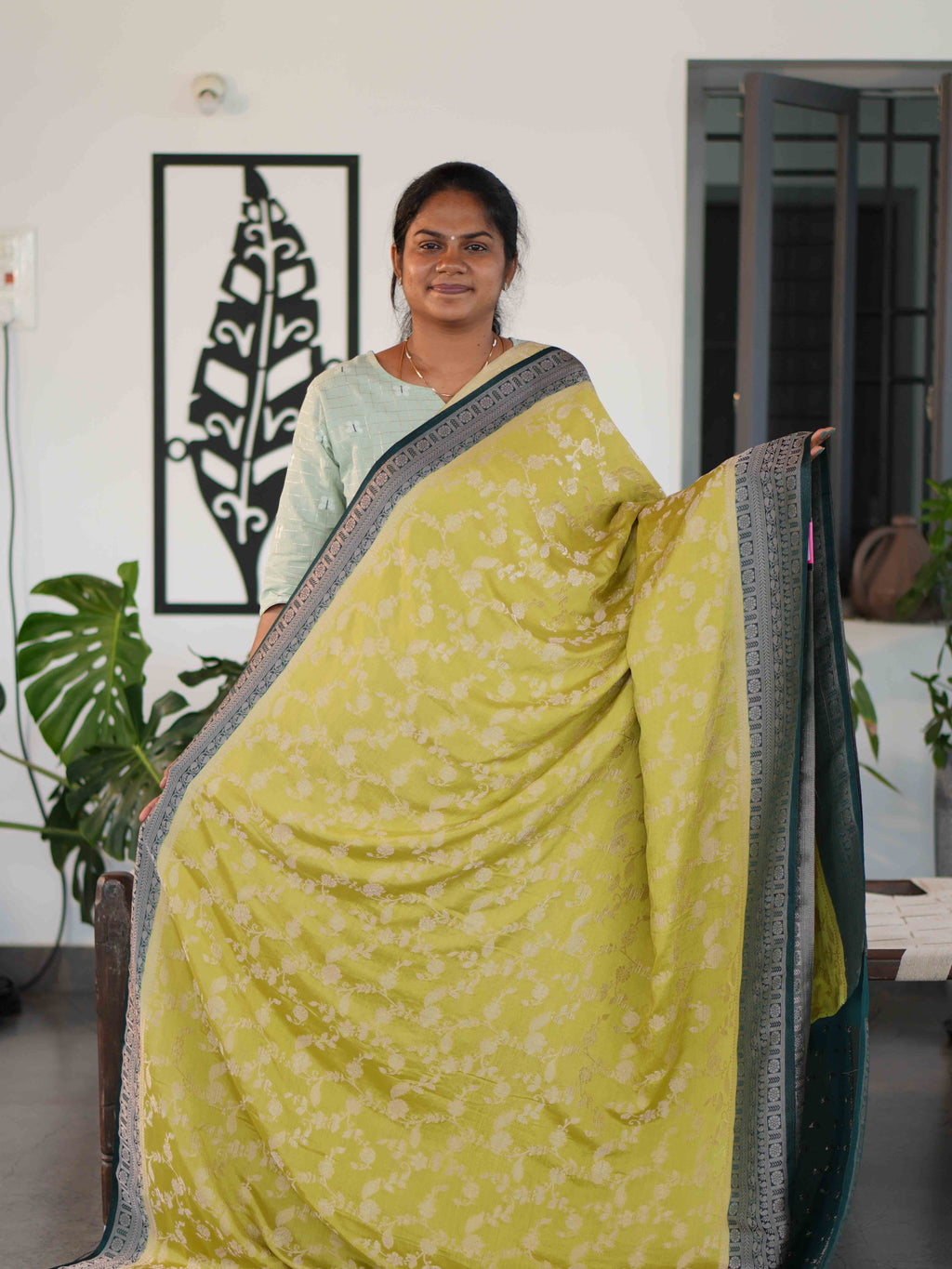 Georgette Sarees Regal Charm / SKU229 – 16