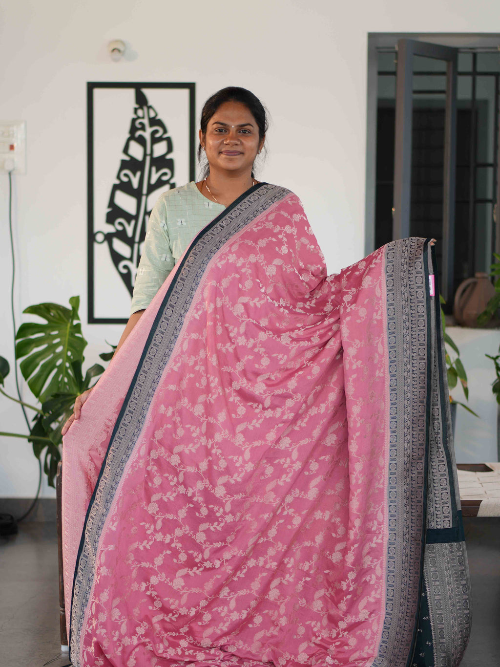 Georgette Sarees Elegant Radiance / SKU229 – 11