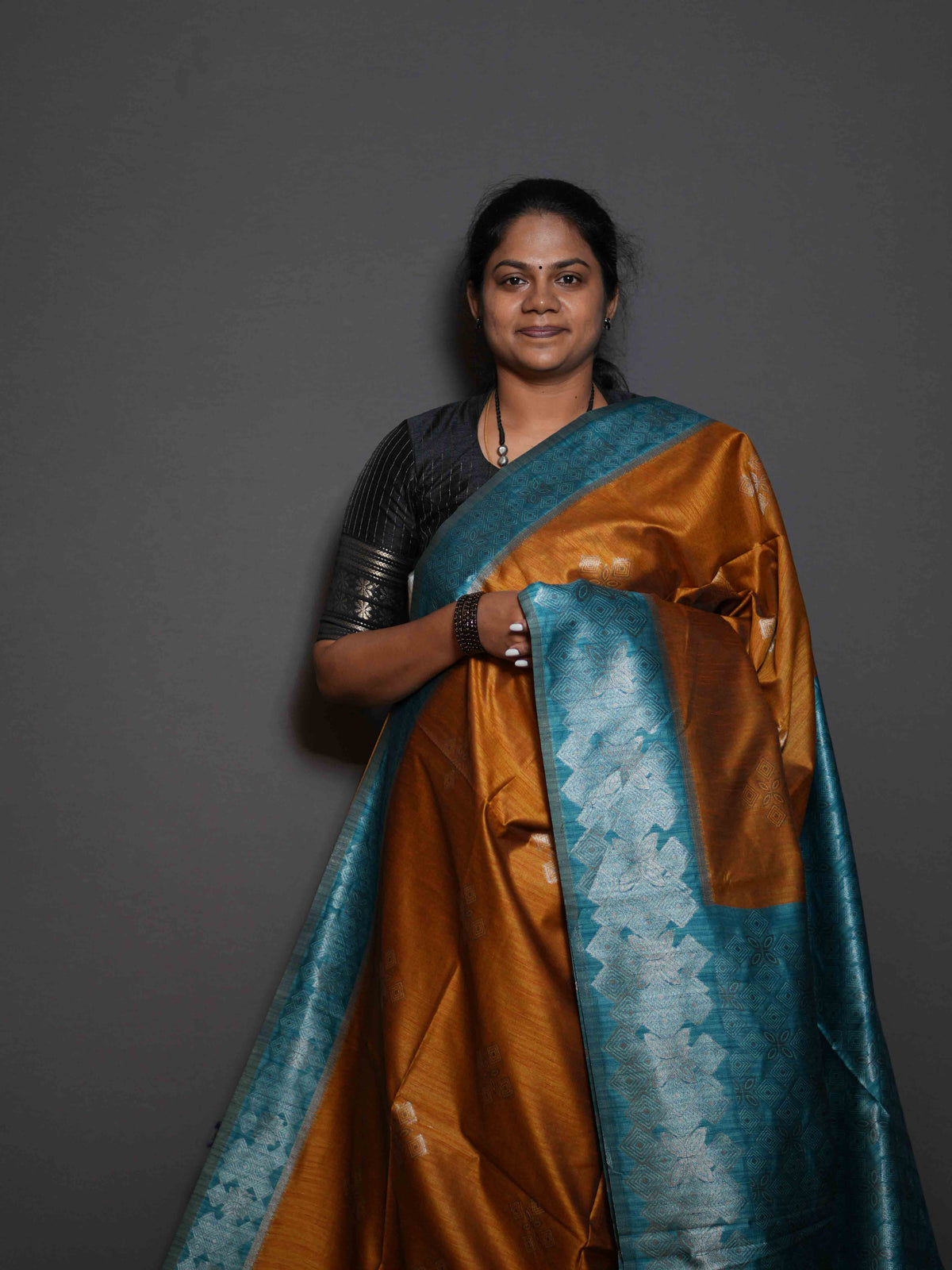 Jute Tussar Sarees Signature Charm / SKU318 – 10