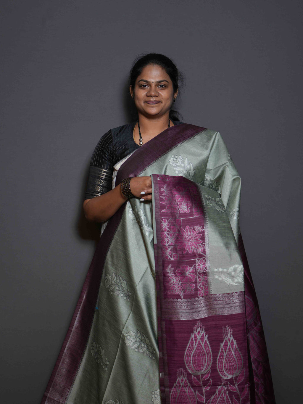 Jute Tussar Sarees Signature Grace / SKU318 – 23