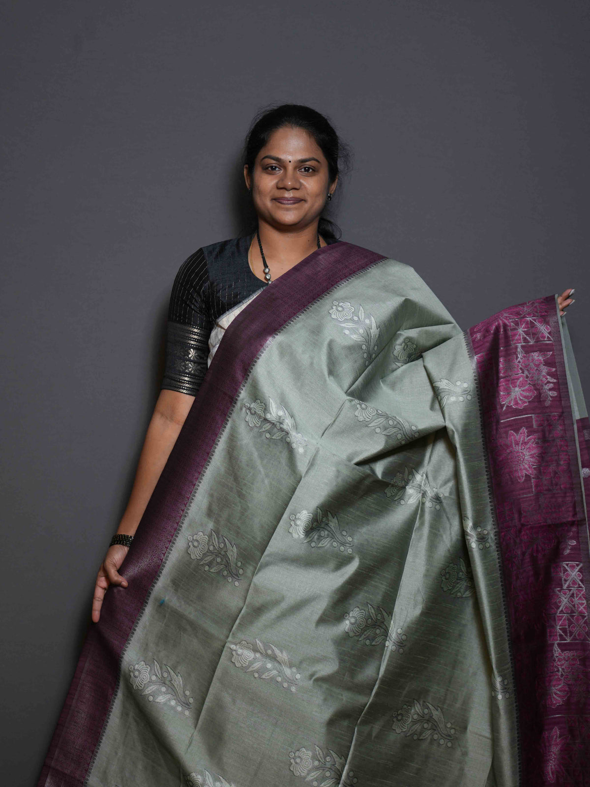 Jute Tussar Sarees Signature Grace / SKU318 – 23