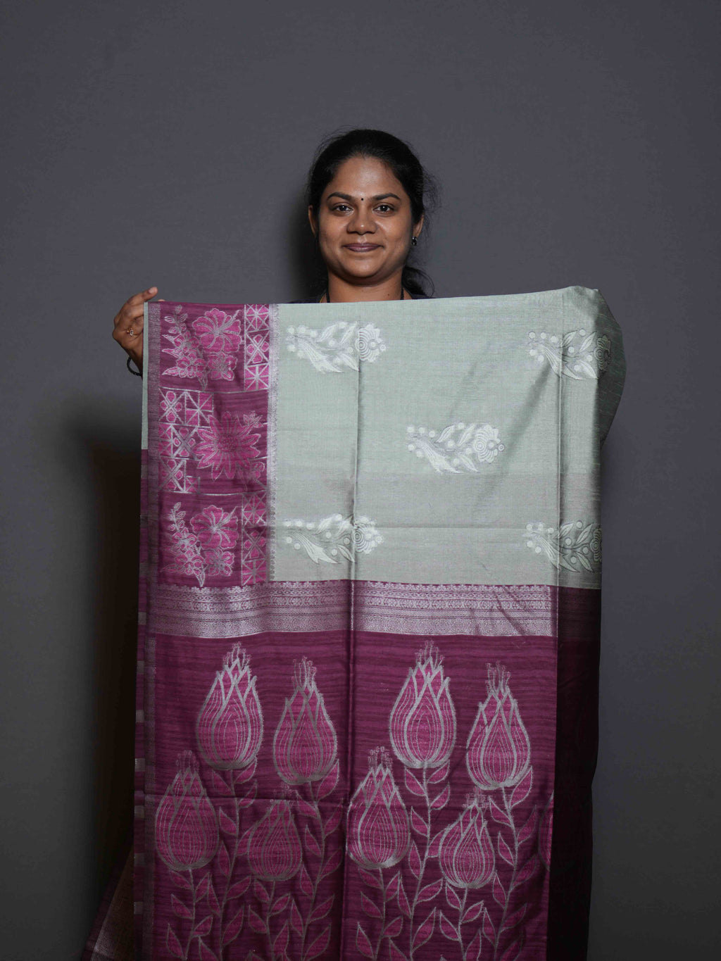 Jute Tussar Sarees Signature Grace / SKU318 – 23