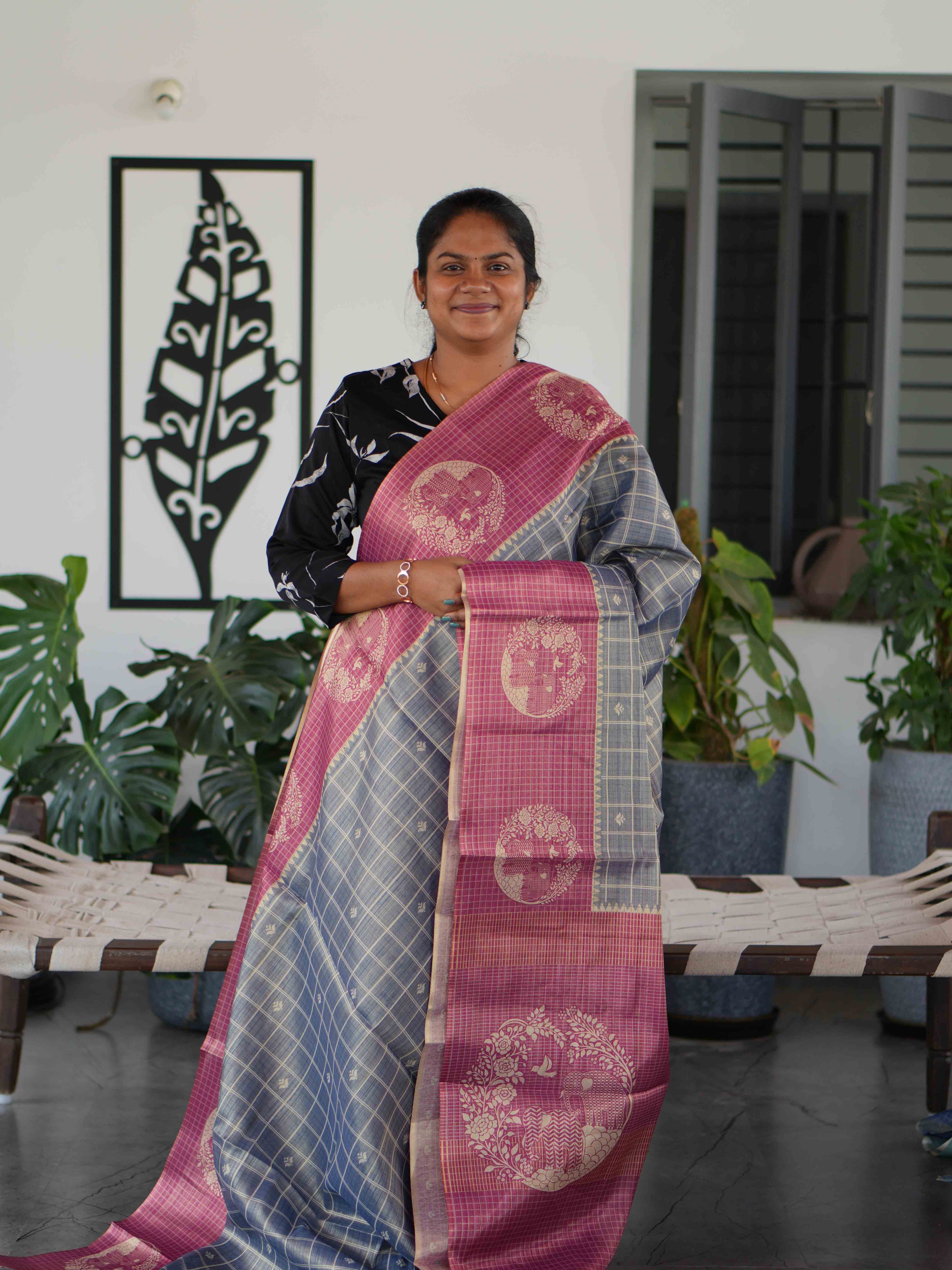 Linen Tissue Sarees Timeless Charm / SKU255 – 4