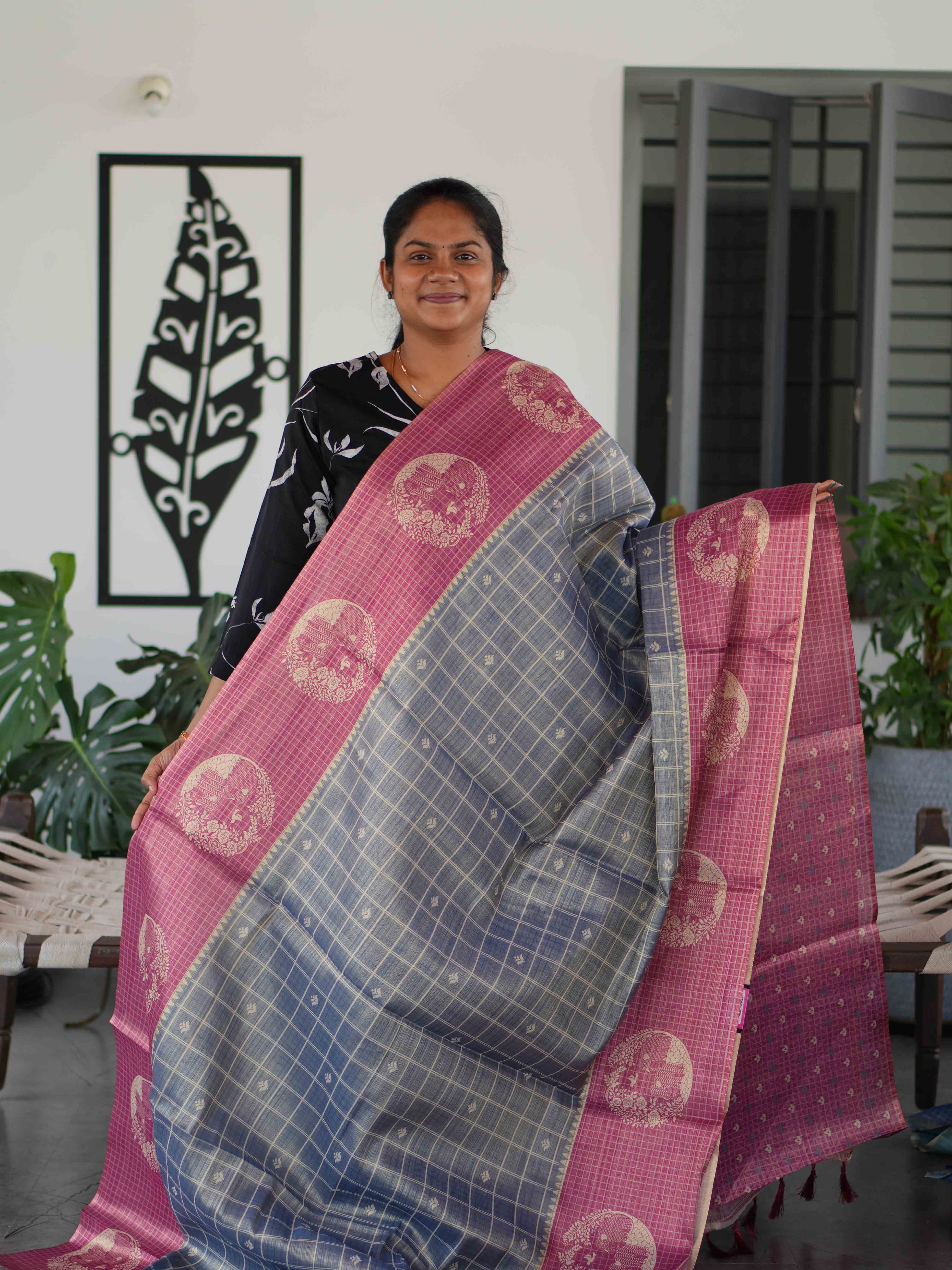 Linen Tissue Sarees Timeless Charm / SKU255 – 4