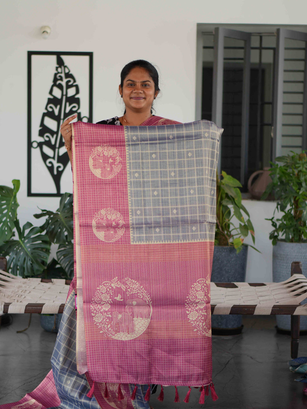 Linen Tissue Sarees Timeless Charm / SKU255 – 4