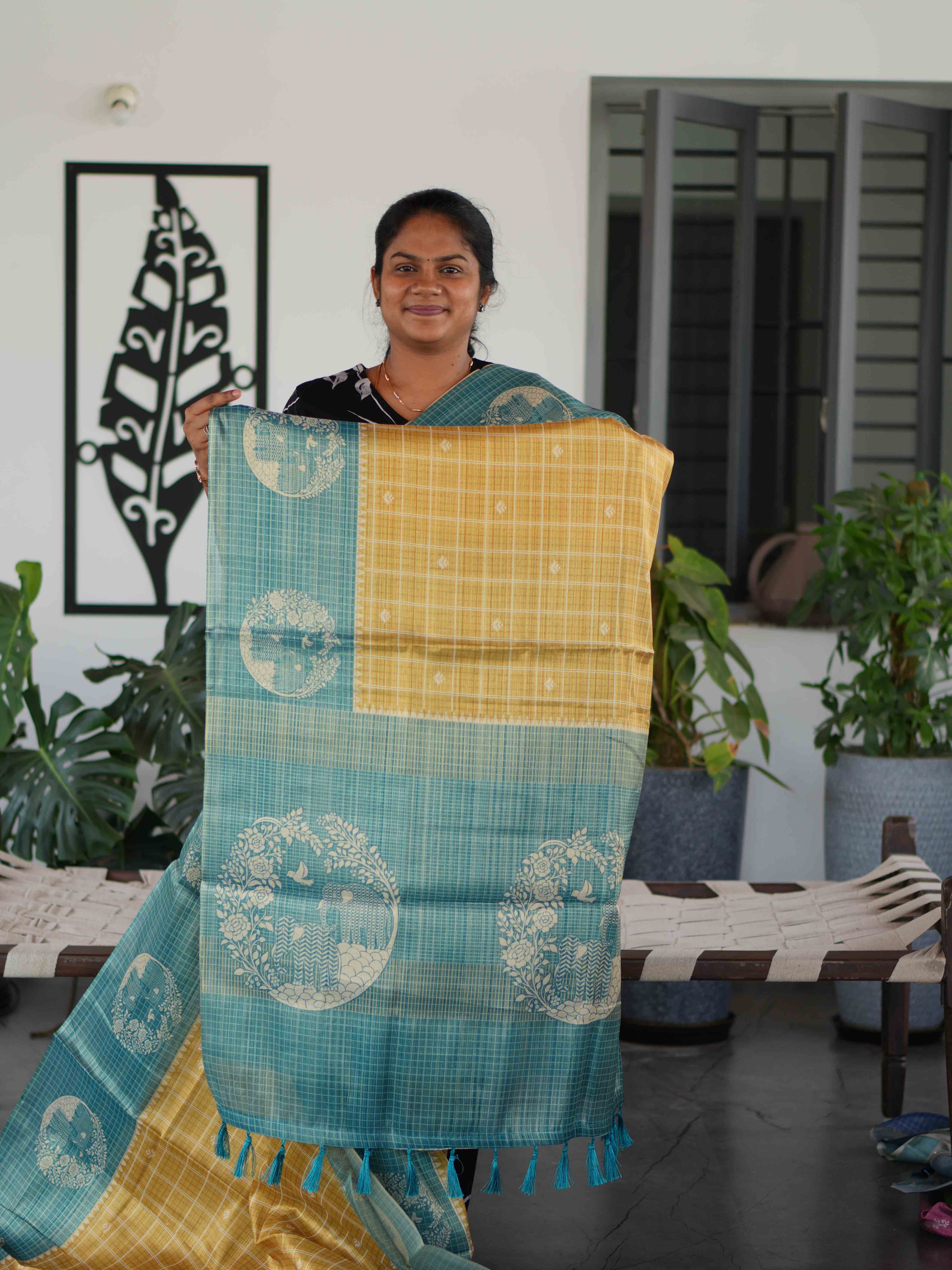 Linen Tissue Sarees Refined Elegance / SKU255 – 5
