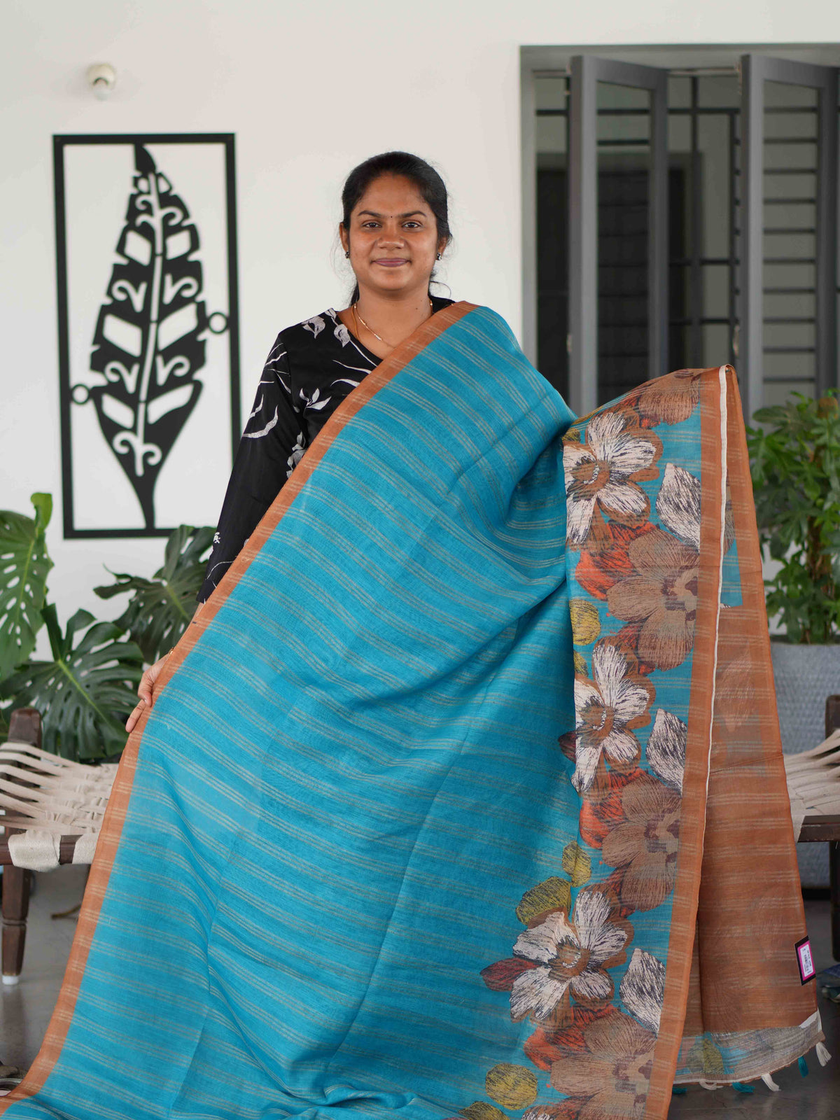 Jari Linen Sarees Classic Grace / SKU252 – 2