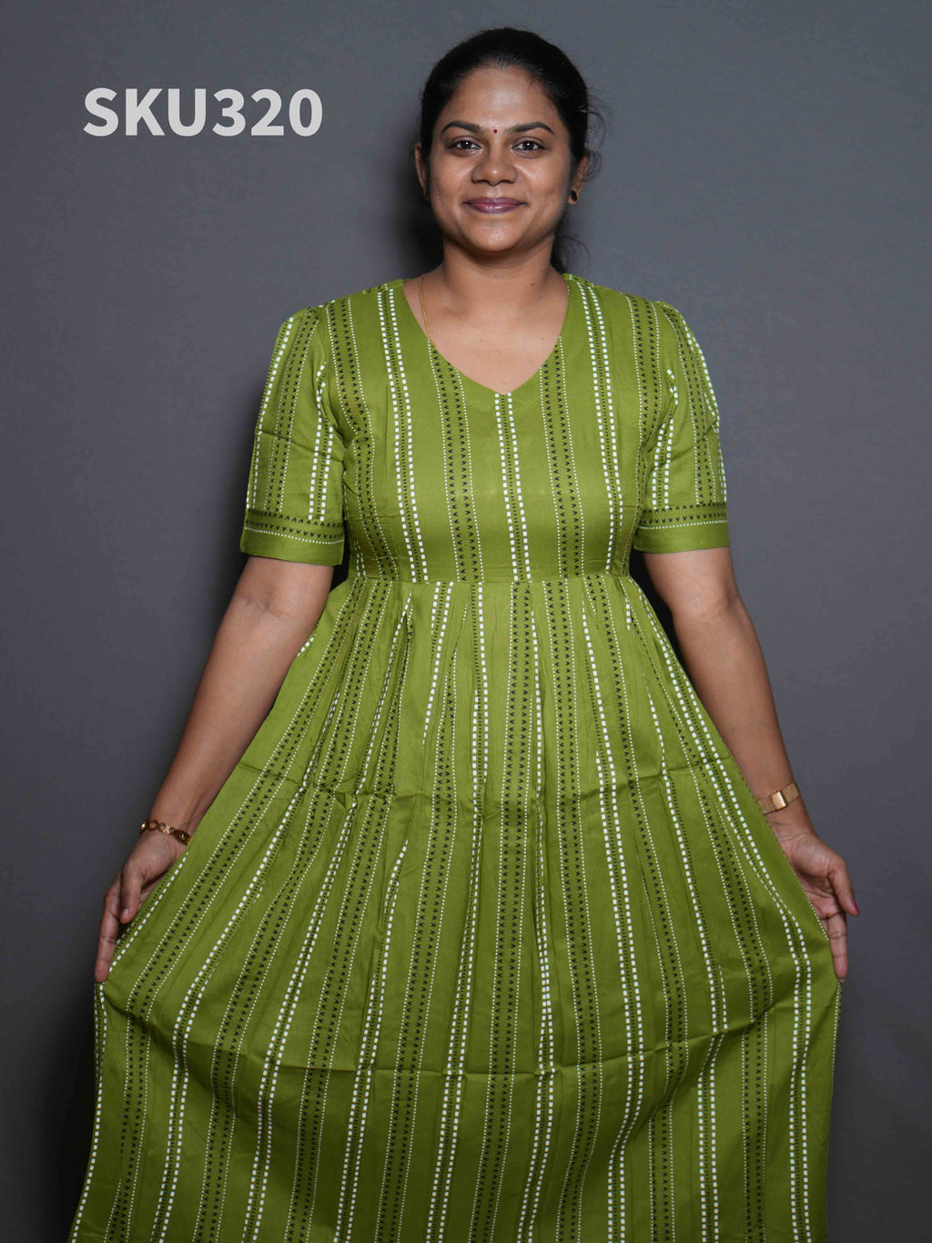 Kurtis Graceful Look / SKU320 – 3