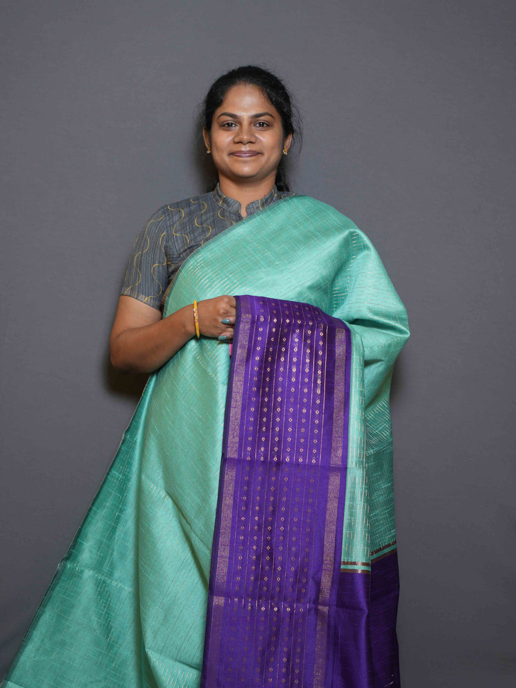 Raw Silk Sarees Majestic Charm / SKU316 – 11
