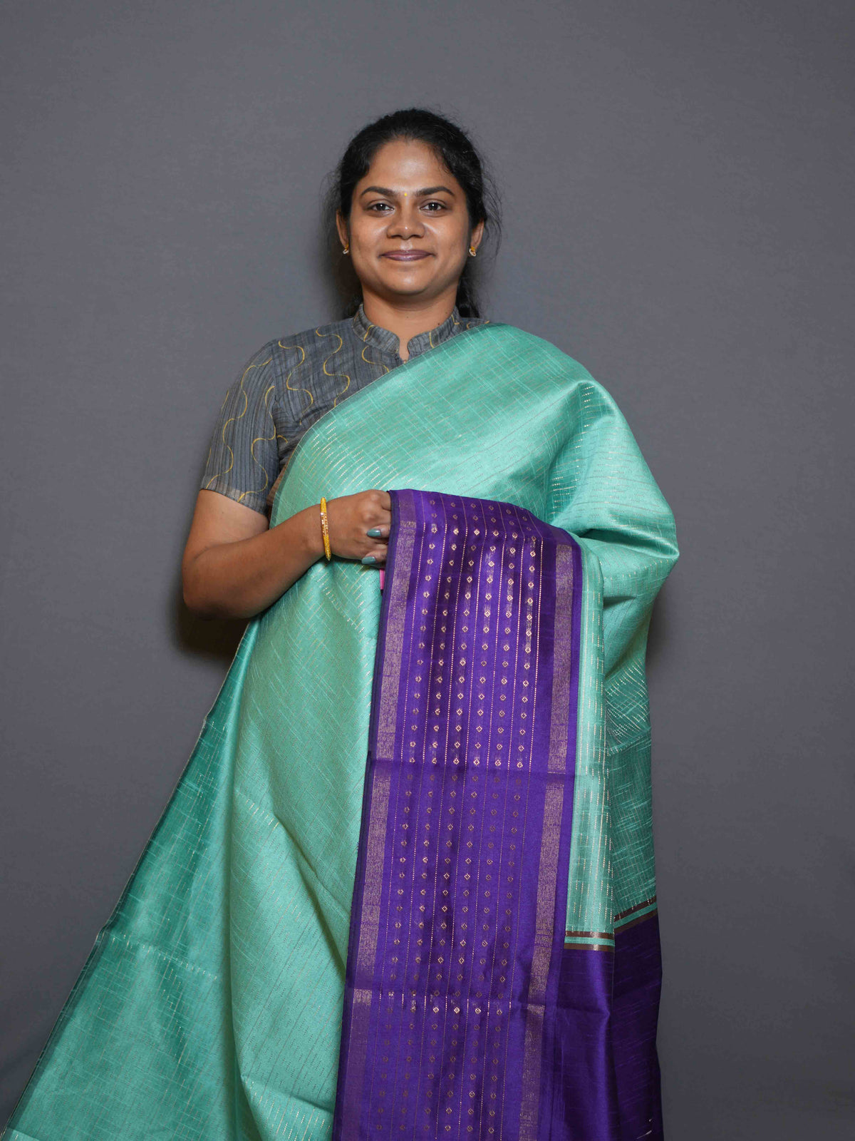 Raw Silk Sarees Majestic Charm / SKU316 – 11