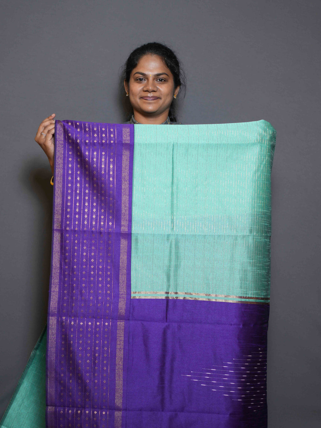 Raw Silk Sarees Majestic Charm / SKU316 – 11