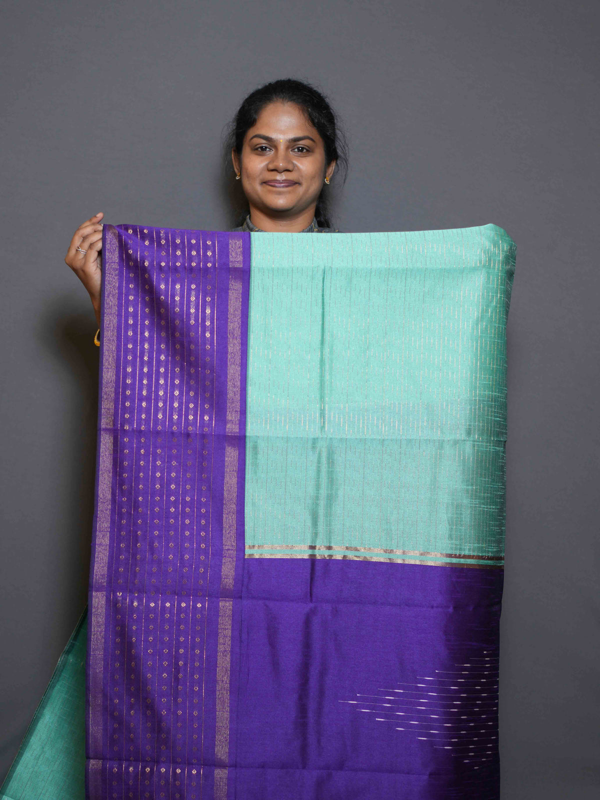 Raw Silk Sarees Majestic Charm / SKU316 – 11
