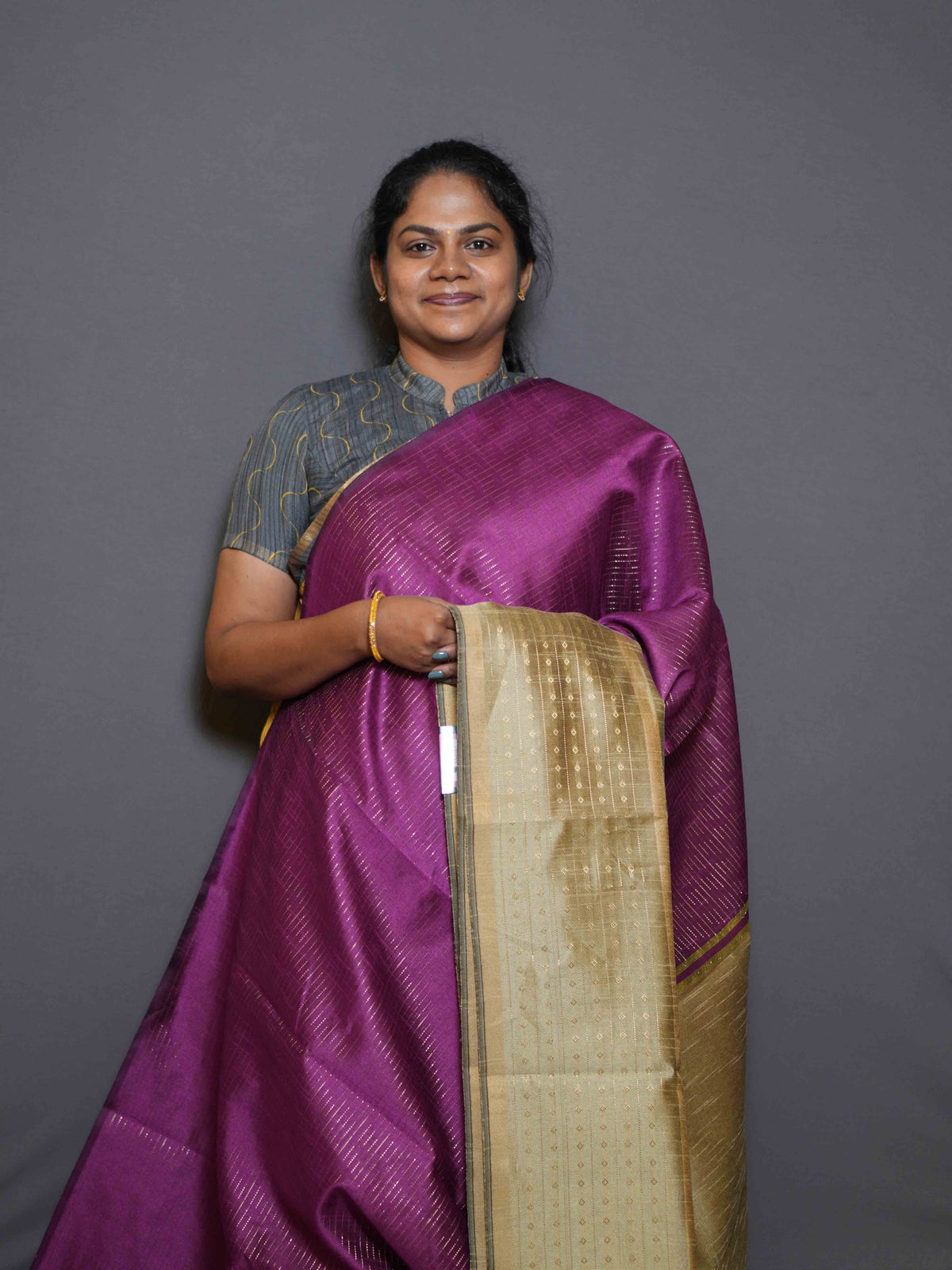 Raw Silk Sarees Radiant Grace / SKU316 – 18