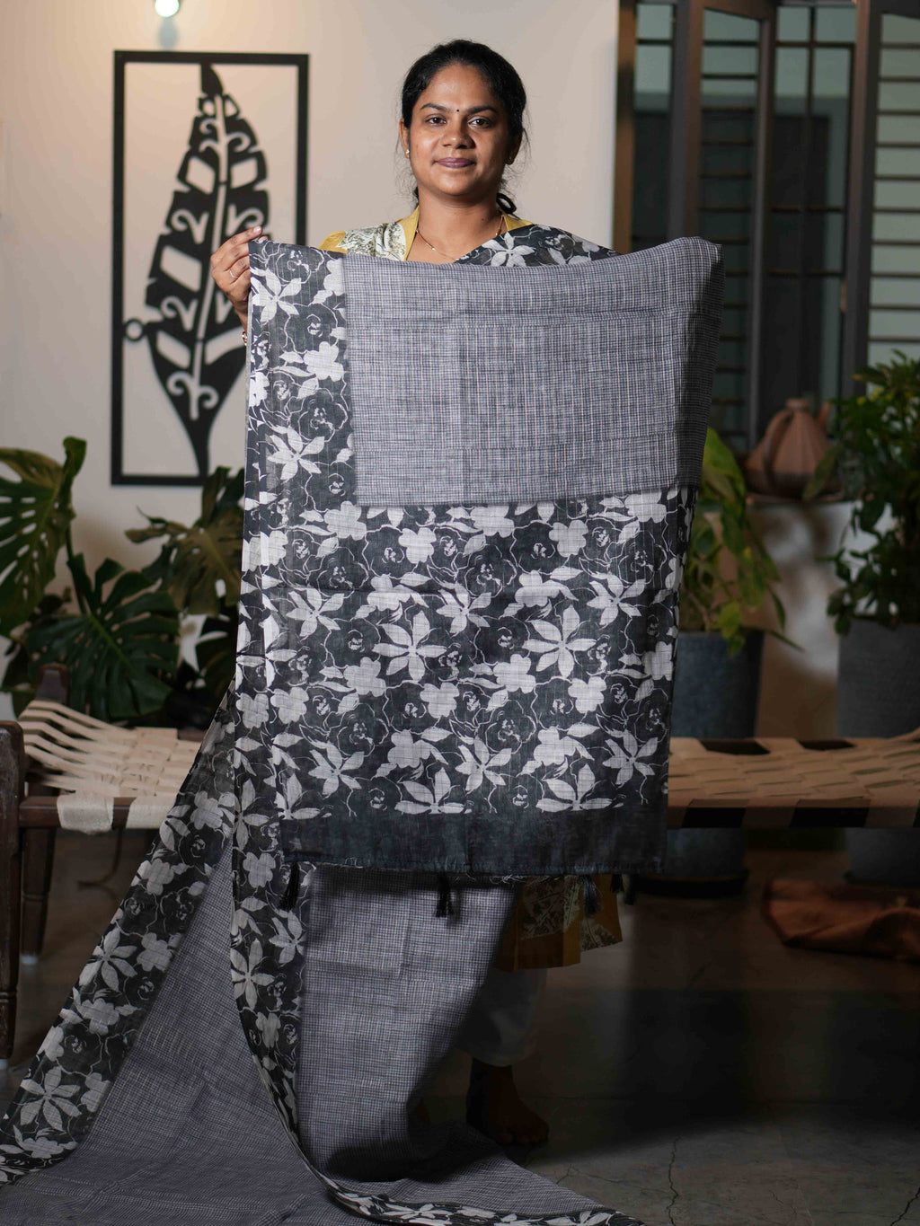 Mini Chex Linen Sarees Timeless Weave / SKU260 – 3