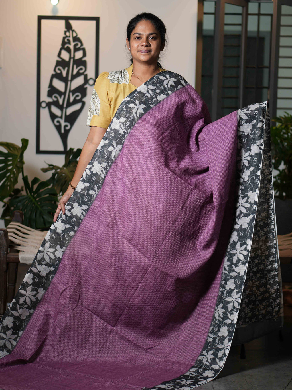 Mini Chex Linen Sarees Signature Weave / SKU260 – 6