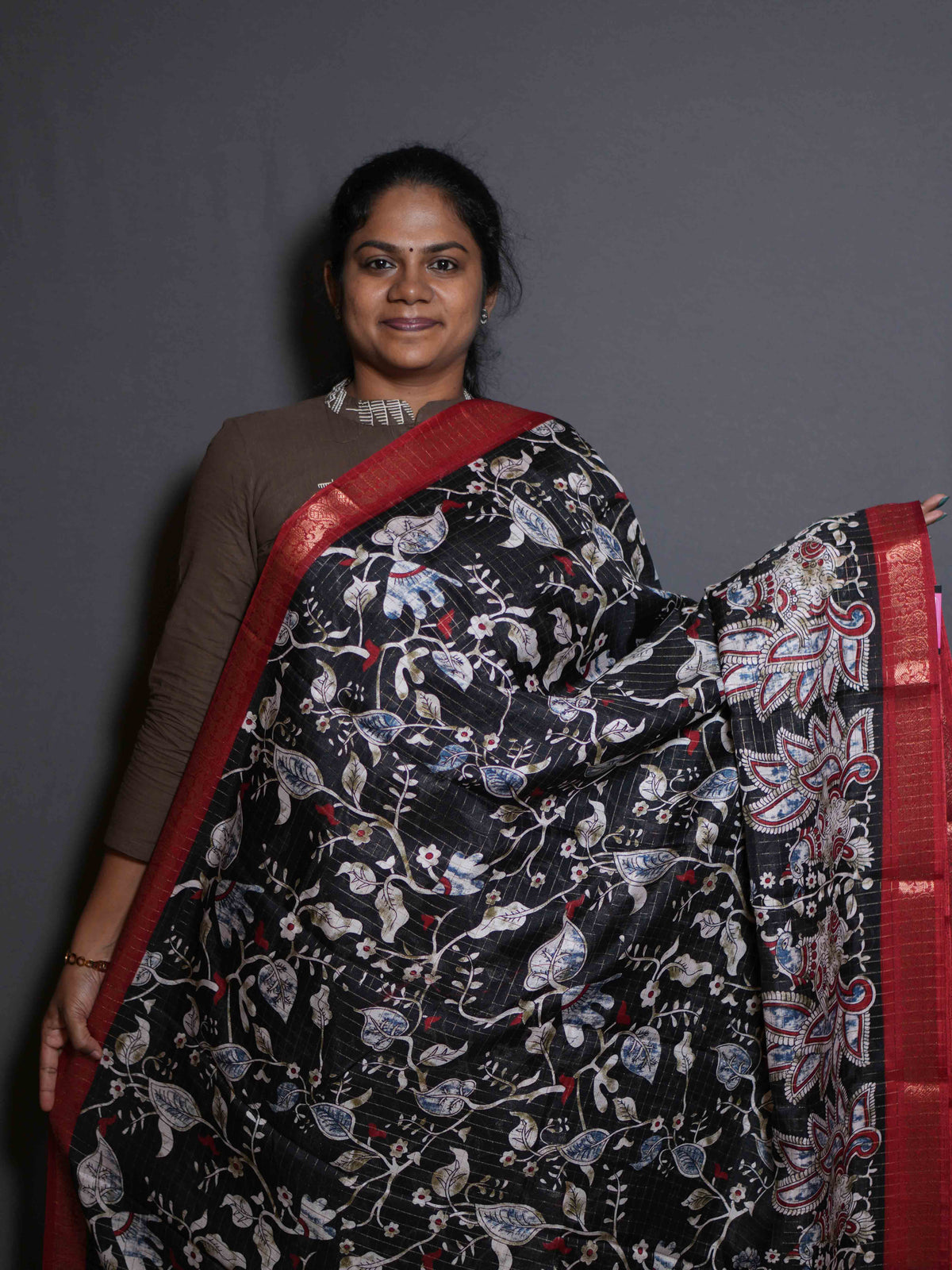 Viscose Zari Checks Sarees Graceful Grid / SKU319 – 2