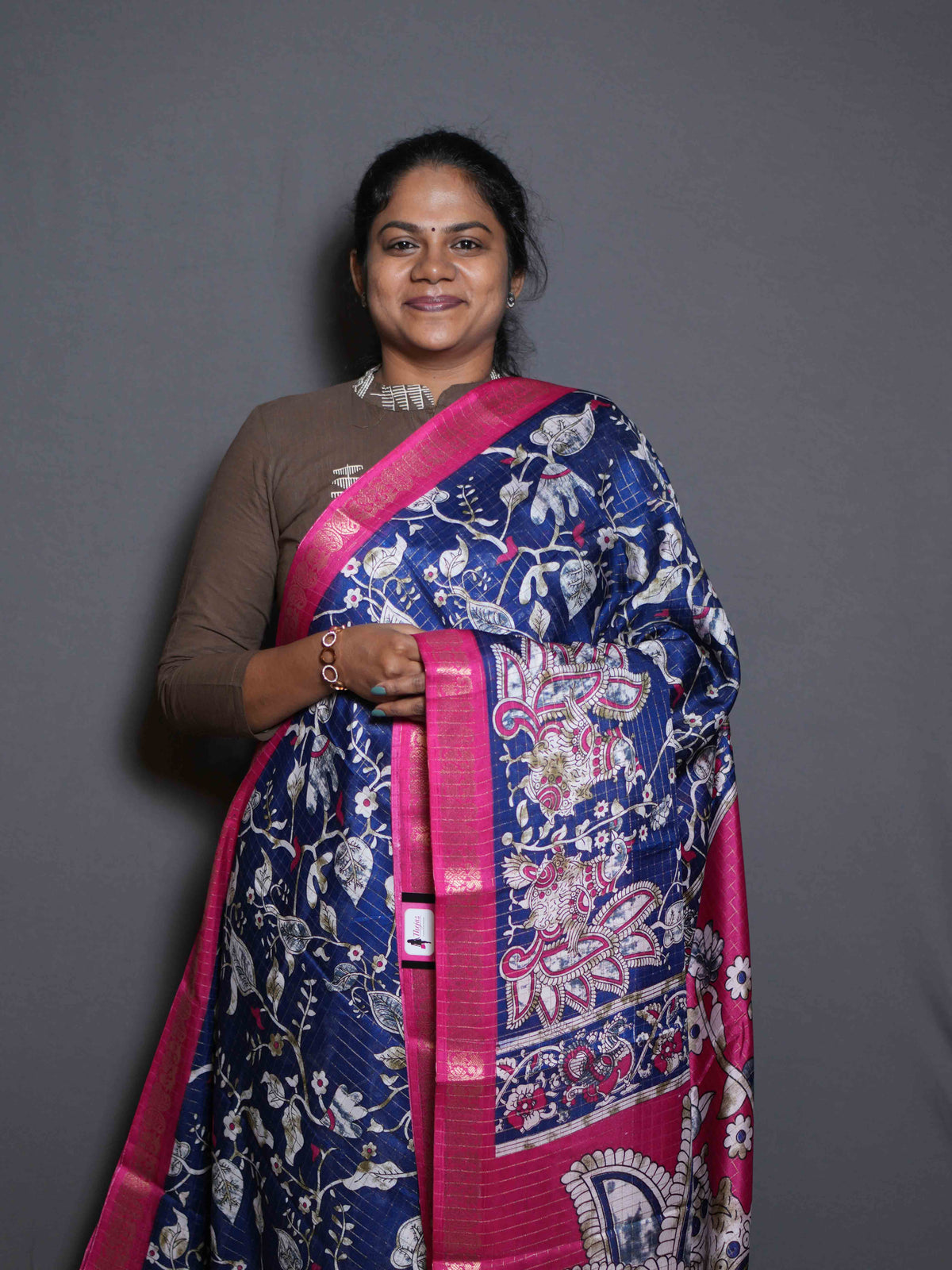 Viscose Zari Checks Sarees Refined Grace / SKU319 – 4