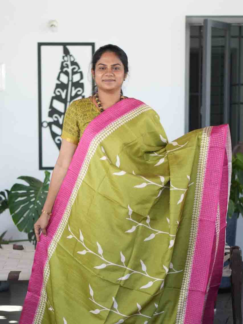 Printed Semi Tussar Sarees Artistic Bloom / SKU287 – 1