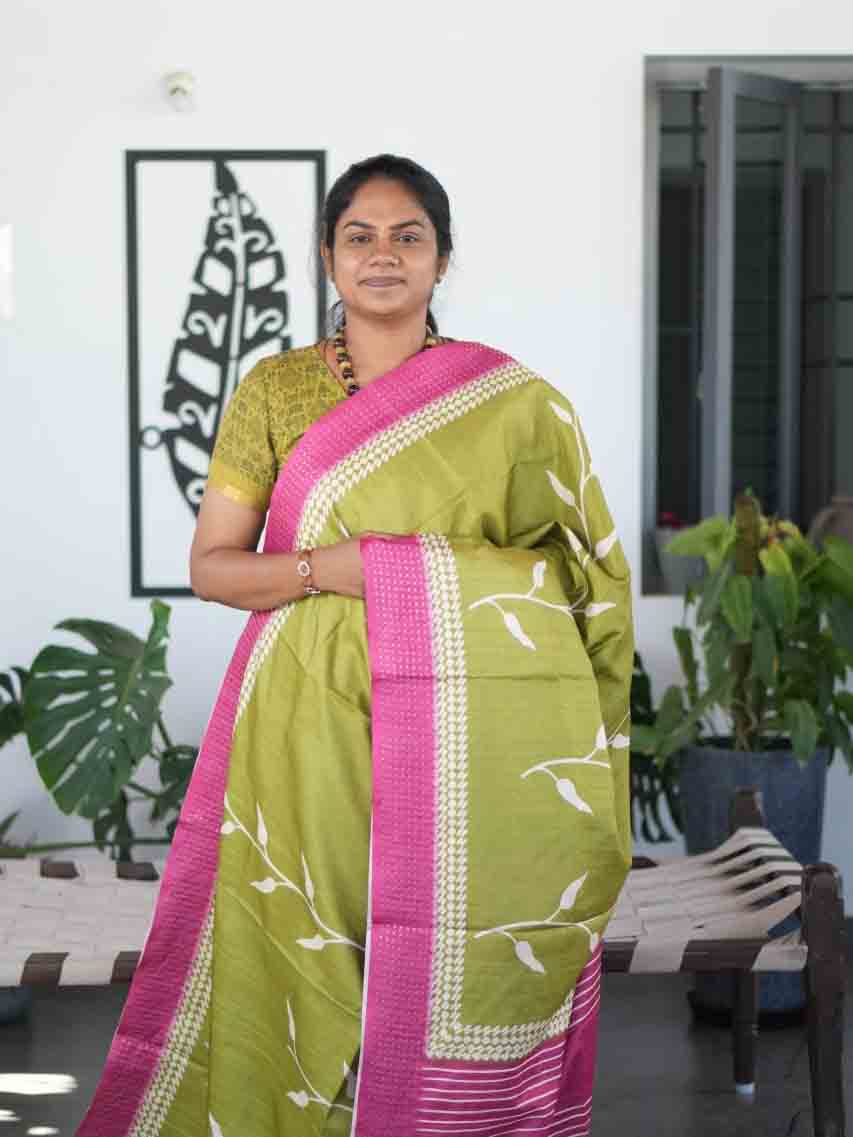 Printed Semi Tussar Sarees Artistic Bloom / SKU287 – 1