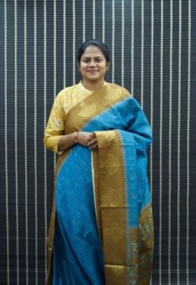 Crush Sign Art Sarees