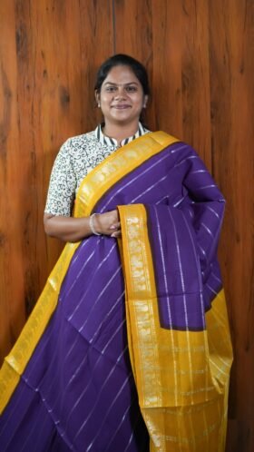 Sungudi Cotton Lightweight Saree / SKU120 – 5